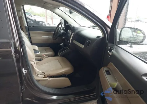 2014 Jeep Compass Latitude из США, поврежденный, VIN 1C4NJCEB5ED691041